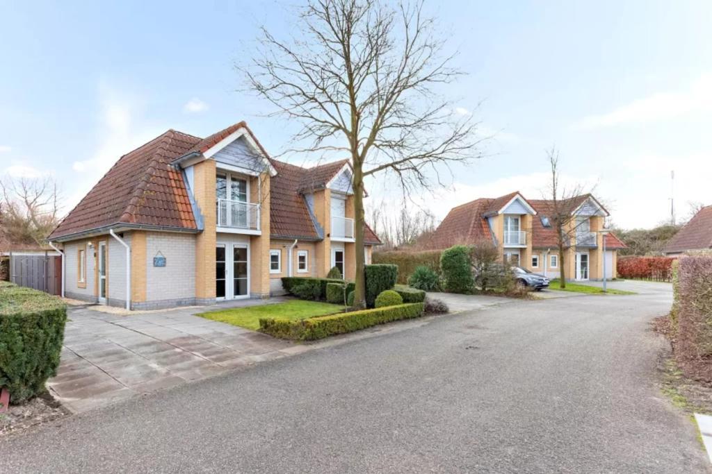 Vakantiehuis Met Luxe Tuin Dichtbij Het Strand Kamperland Exterior foto